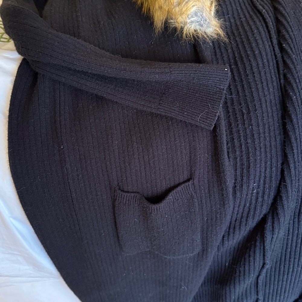 Black Long Cardigan with Faux Fur Collar - Picture 4 of 4